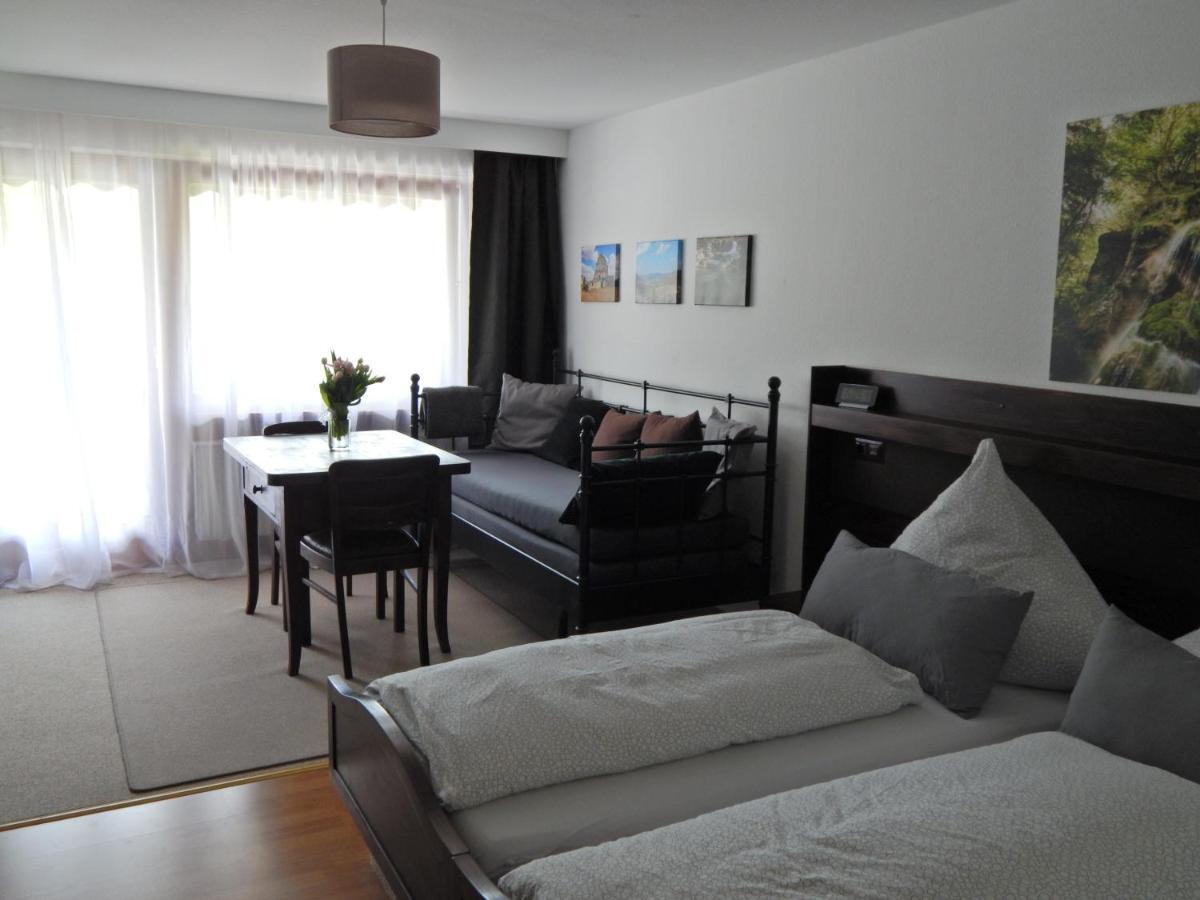 Free Apartment - Burgblick Бад Урах Екстериор снимка
